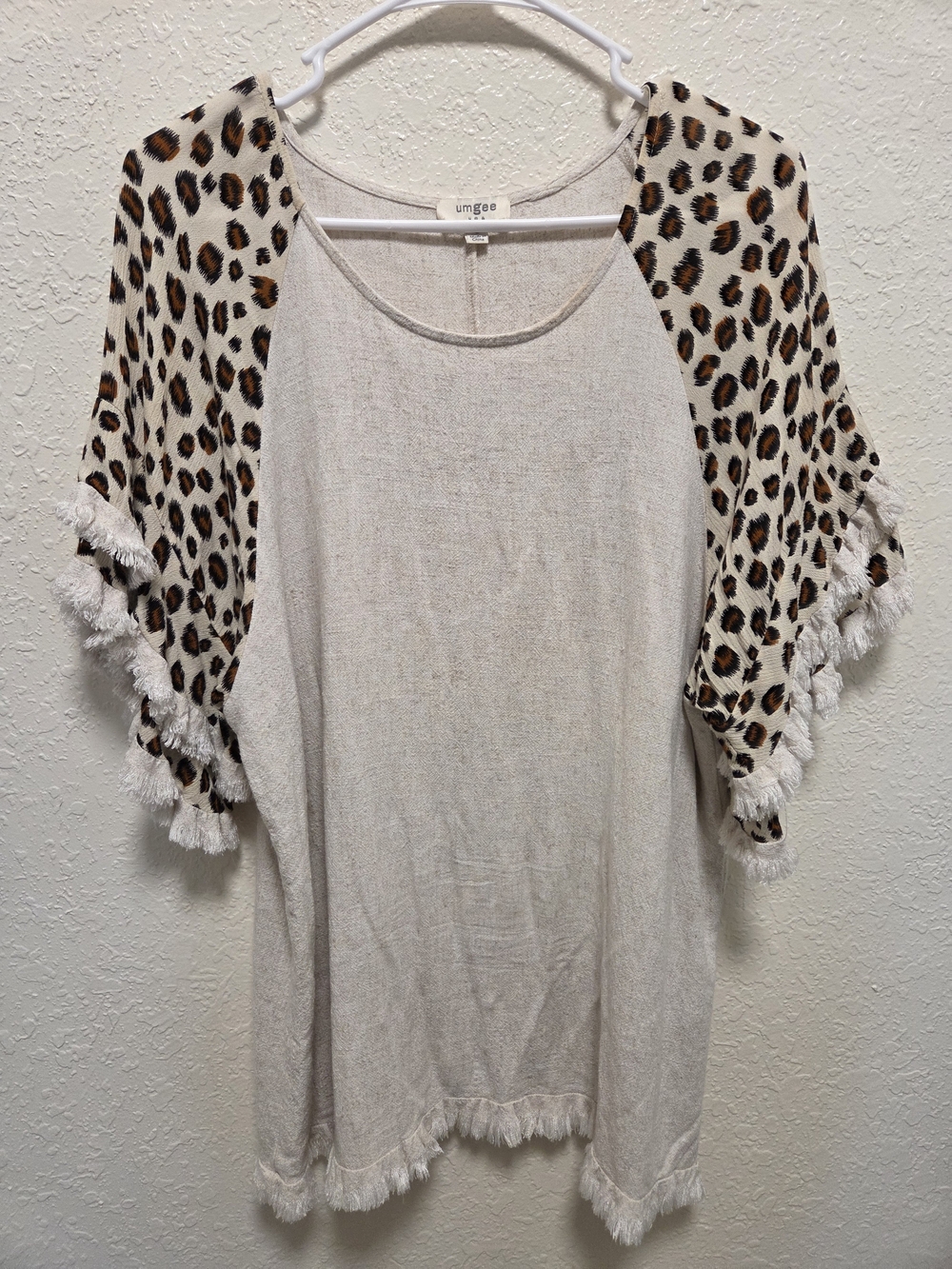 Umgee Cream Boho Tunic with Leopard Raglan Sleeves and Fringe - Picture 2 of 5